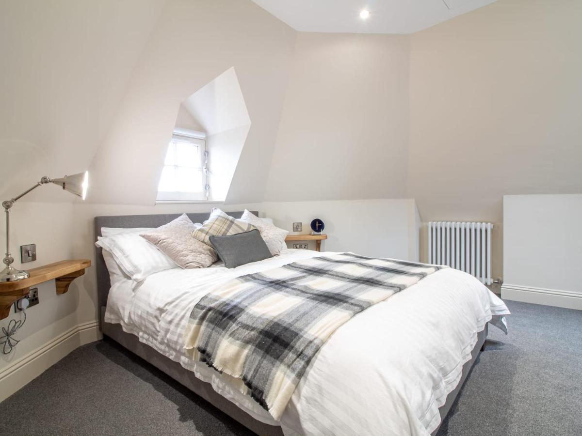 Luxury Royal Mile Apartment By The Castle - Sleeps 4 Edinburgh Buitenkant foto