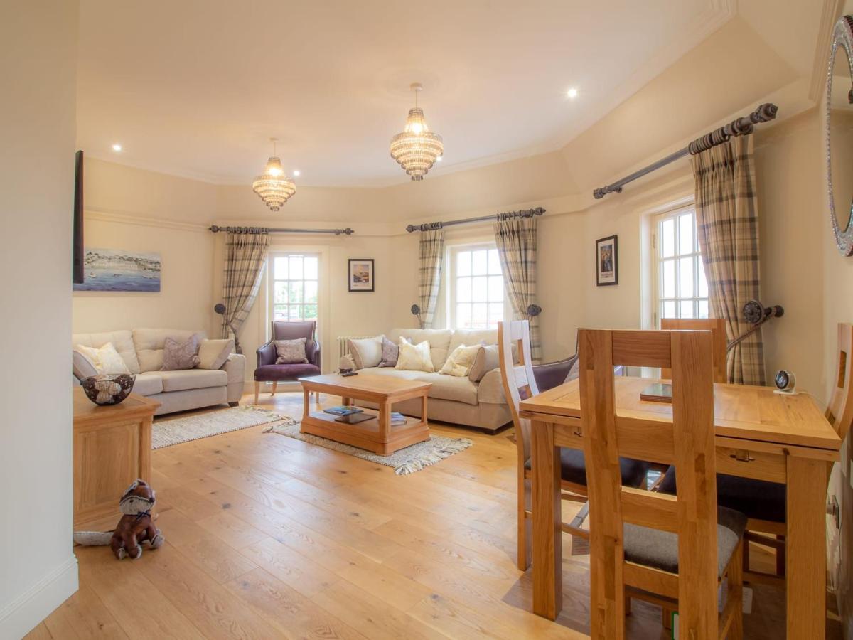 Luxury Royal Mile Apartment By The Castle - Sleeps 4 Edinburgh Buitenkant foto