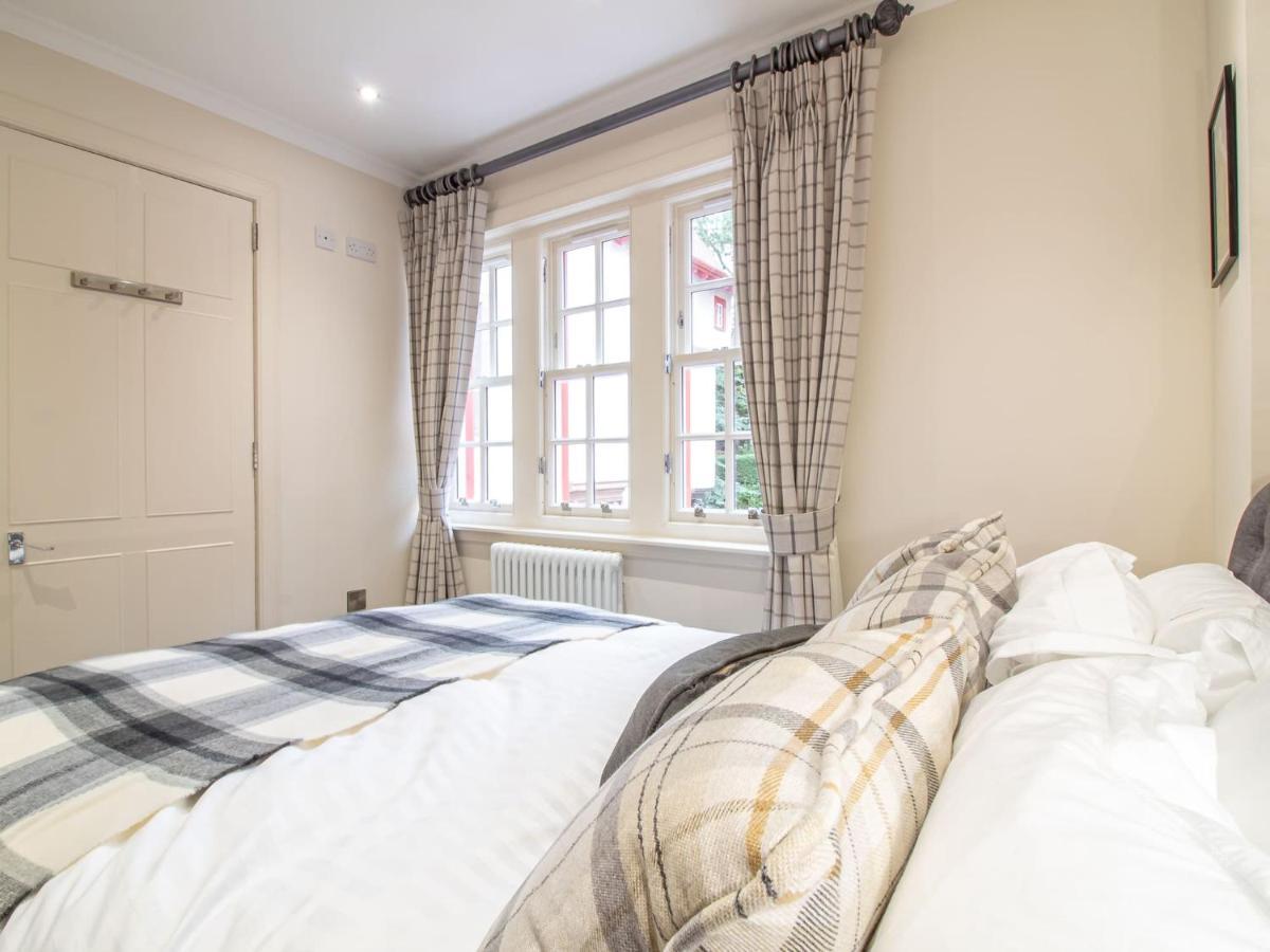 Luxury Royal Mile Apartment By The Castle - Sleeps 4 Edinburgh Buitenkant foto